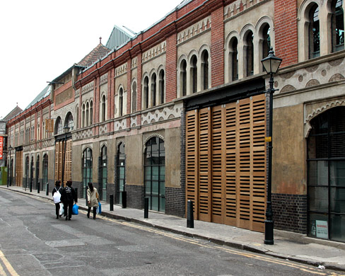 Abraham Davis’s  Moorish Market, built 1905, recently refurbished, Fashion Street, July 2003