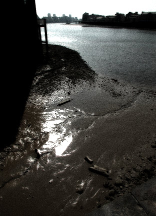 Thames mud, Limehouse, April 2003