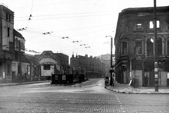 Junction of Burdett Road and Mile End Road, 1941